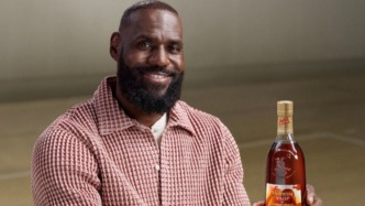 決定2.0竟是一條廣告代言，拿捏流量還得是詹姆斯