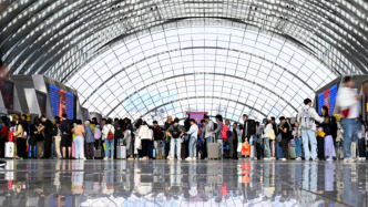 創(chuàng)歷史新高！國慶中秋假期預計24.32億人次跨區(qū)域流動