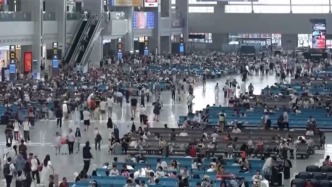 創(chuàng)歷史新高！國慶中秋假期超24億人次跨區(qū)域流動
