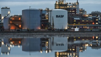 估值近70億歐元！巴斯夫瘦身重組，涂料業(yè)務(wù)或?qū)⒒鋭P雷