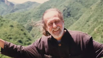 諾貝爾文學(xué)獎｜新晉諾獎得主拉斯洛，他是中國文化迷！