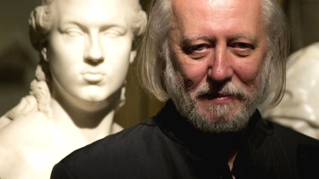 拉斯洛回应获诺贝尔文学奖：我的人生是永待修改的草稿