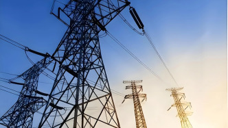 人民日報(bào)讀者點(diǎn)題·共同關(guān)注：只有攻克“短期難”，才能鍛造“長期強(qiáng)”