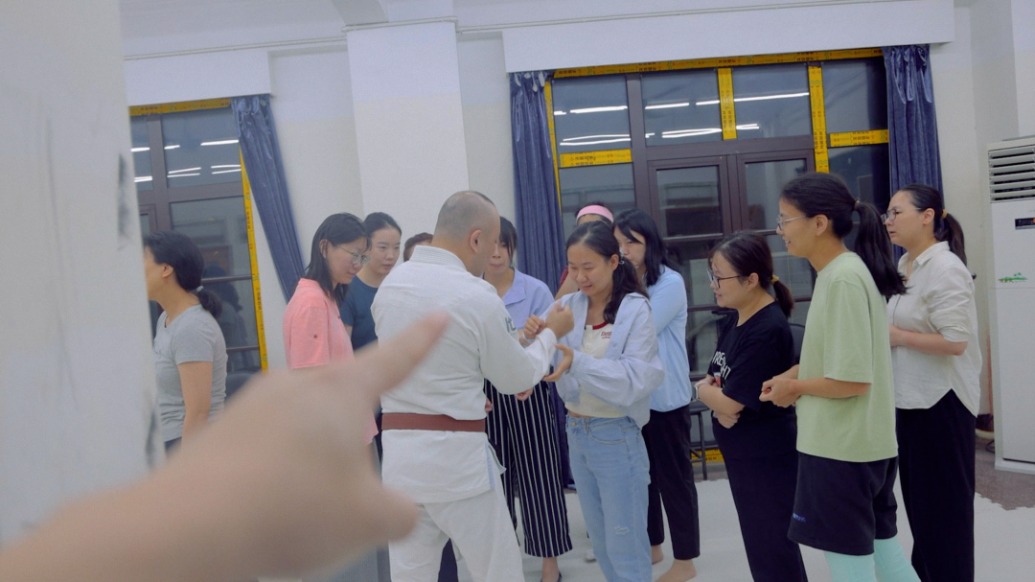 上海工會夜校秋季班開班：有勞模工匠授課，還有女子防身術(shù)課程