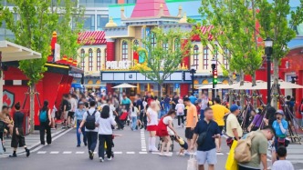 上海樂(lè)高樂(lè)園國(guó)慶單日客流創(chuàng)開(kāi)園以來(lái)新高，樂(lè)園酒店連續(xù)十日滿(mǎn)房