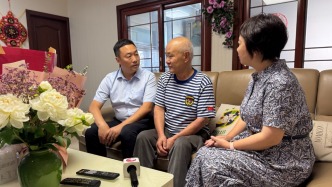 對話上海八旬跳水救人老兵：沒想過能得這么高榮譽，見險不救會自責(zé)