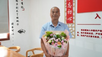 火場(chǎng)救人的環(huán)衛(wèi)工獲見(jiàn)義勇為榮譽(yù)：作為退伍軍人，關(guān)鍵時(shí)刻義不容辭