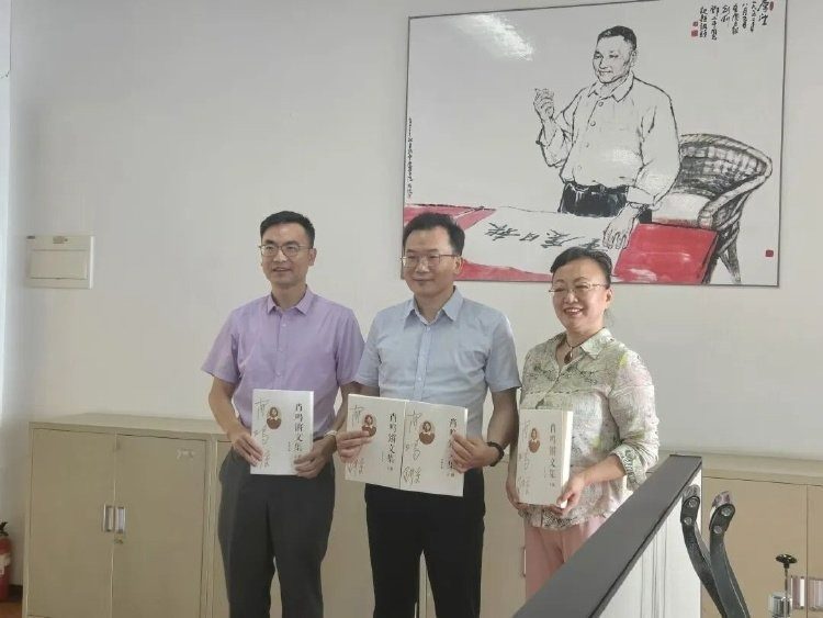 八字忌官星:在线测算感情姻缘www.jixiangqiming.vip：-传承党的新闻工作者优良传统，《肖鸣锵文集》出版