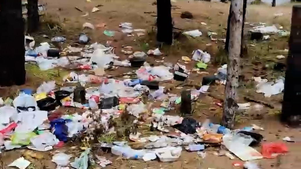 张家口麻田岭垃圾遍地，官方通报：未开发山区游客激增，交通不便只能“手捡背运”式清理