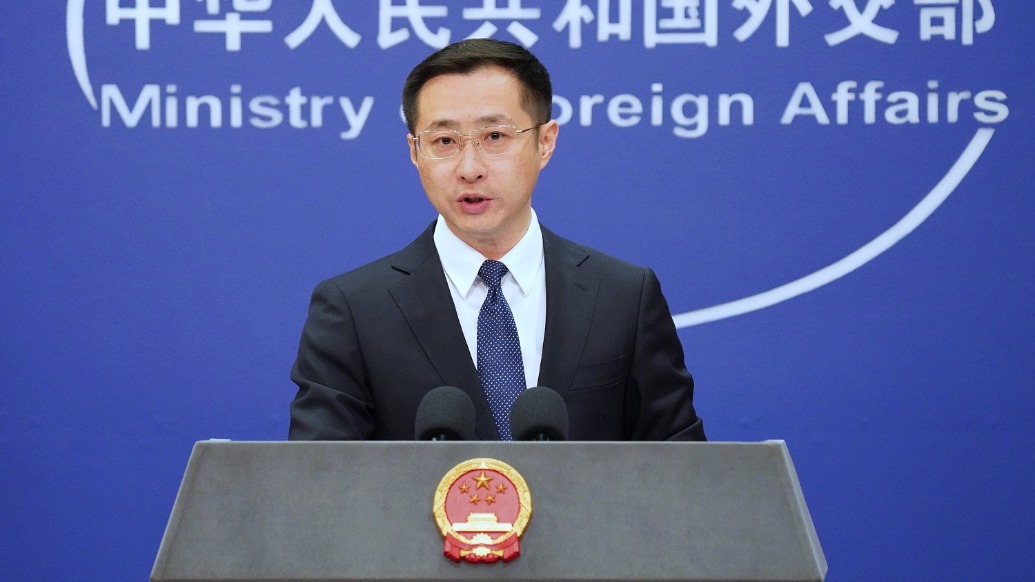 外交部:菲方在海上蓄意侵權(quán)挑釁是局勢(shì)緊張的根源