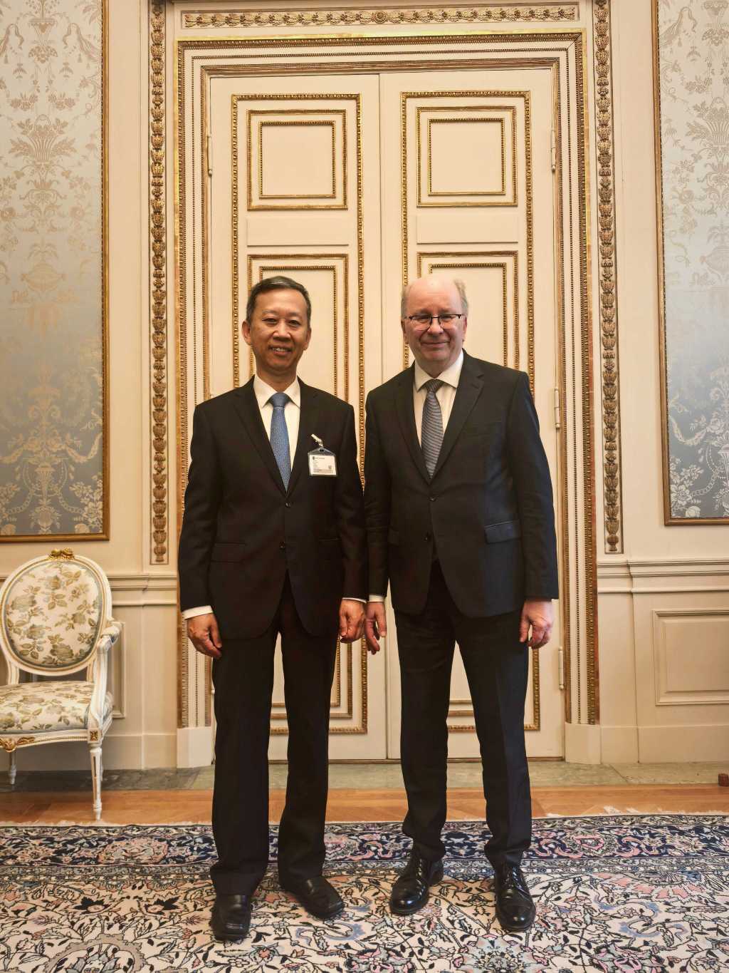 鼠年流年财运:八字合婚www.jixiangqiming.vip：-中国驻瑞典大使崔爱民即将离任