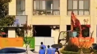 安徽一業(yè)主私挖地下室致樓房開裂，已被逮捕