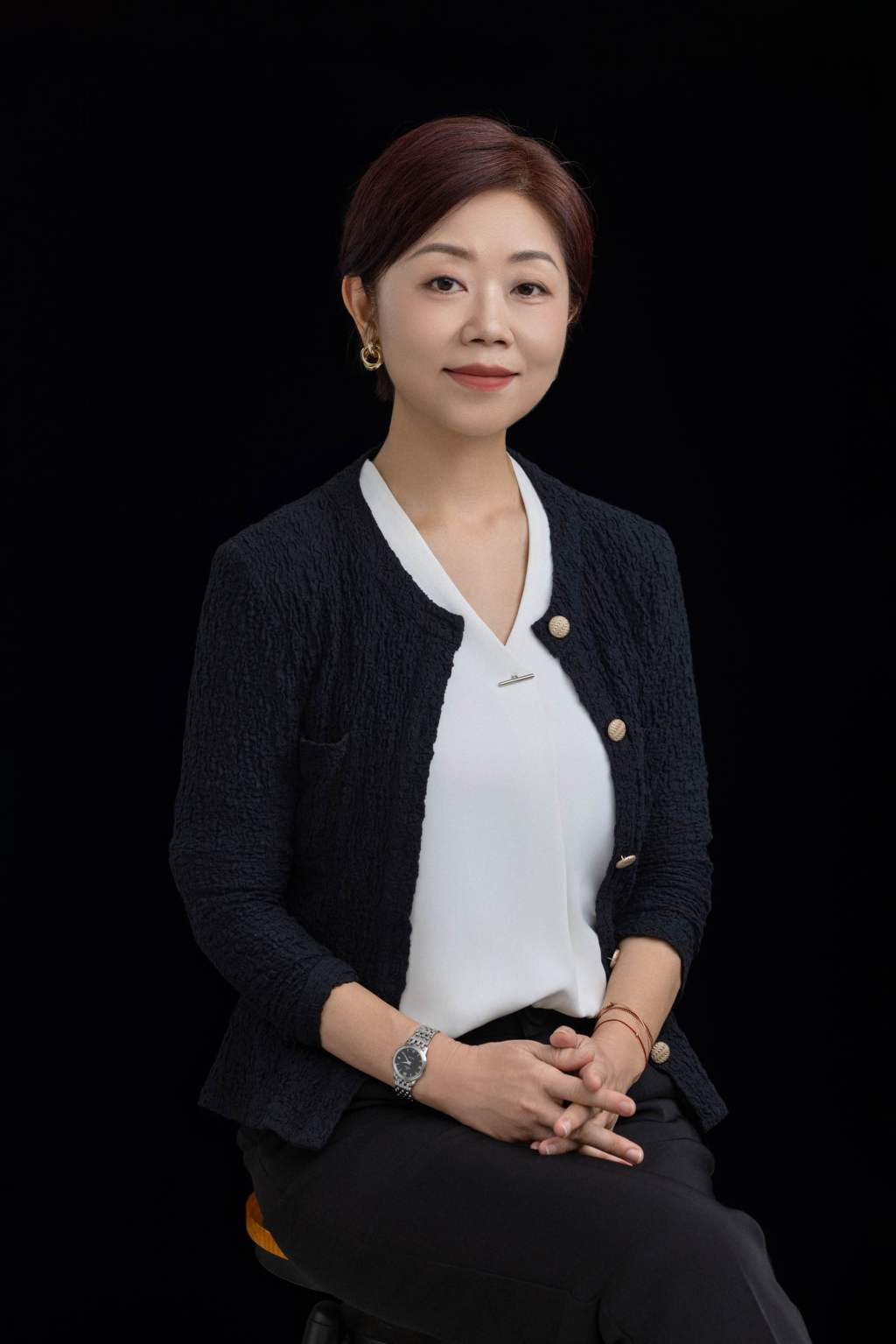 外交部新闻司副司长蒋小燕履新中国驻北马其顿大使
