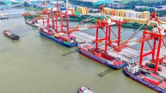 領(lǐng)航定向駕馭發(fā)展全局——習(xí)近平經(jīng)濟(jì)思想引領(lǐng)新時代經(jīng)濟(jì)工作述評之一