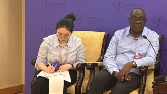 世界中國學大會｜查爾斯·奧努奈居：中國的發(fā)展找準了自己的定位