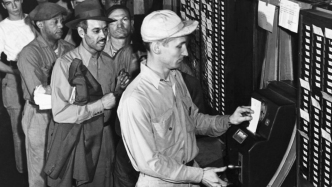 工業(yè)化如何將時(shí)間變成了加劇社會(huì)不平等的商品