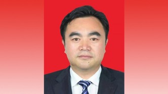 眉山市委常委、组织部部长、秘书长高立新调任四川省政府驻京办