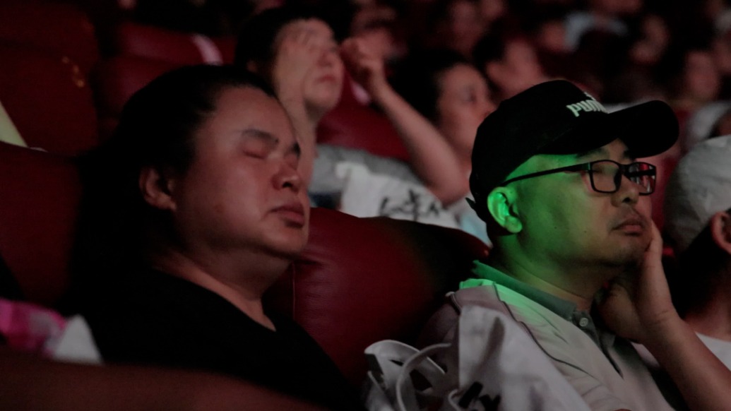 國(guó)際盲人節(jié)，290名殘障人士受邀“看”一場(chǎng)電影