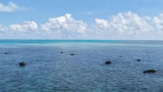 中國海警局新聞發(fā)言人就菲偵察機(jī)非法侵闖我黃巖島領(lǐng)空發(fā)表談話