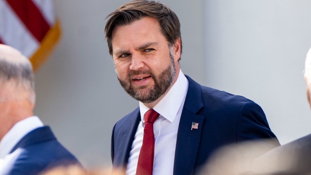 美共和黨年輕領袖被曝拿強奸開玩笑，萬斯：他們還是孩子