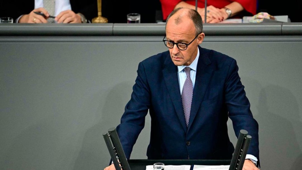 德國總理默茨：把俄羅斯被凍結(jié)資產(chǎn)借給烏克蘭