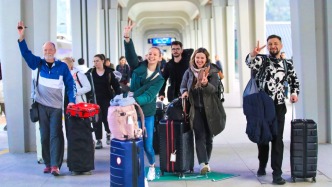 中老鐵路跨境國際旅客突破60萬人次，國際列車帶火沿線景區(qū)