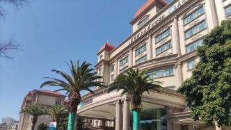 昆明安琪兒婦產醫院因未告知醫療措施，被衛健局警告并罰款