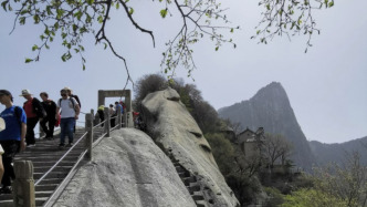 杜詩中的“歌”字小考