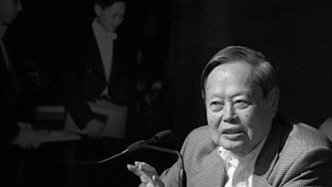 送別楊振寧院士，“我一生最大的成就，是幫助中國人克服了不如人的心理”