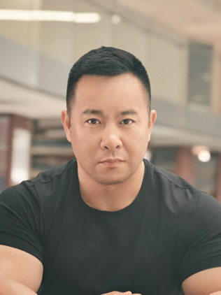 生肖八字运势:在线测算紫微斗数www.jixiangqiming.vip：-专访｜王耘：宗教对还俗的宽许程度与社会对出家的宽许程度成正比