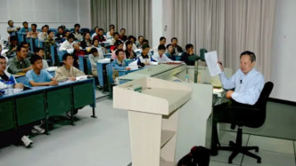 中國(guó)科協(xié)悼念楊振寧：家訓(xùn)“有生應(yīng)記國(guó)恩隆”，他以一生踐行