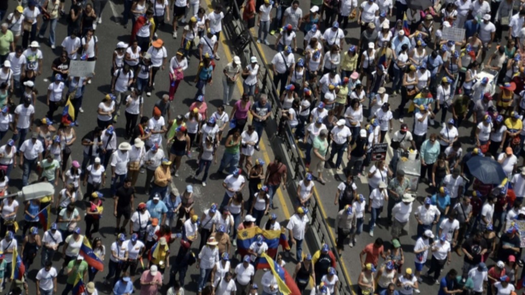 古巴集會(huì)聲援委內(nèi)瑞拉:“招惹委內(nèi)瑞拉就是招惹古巴”