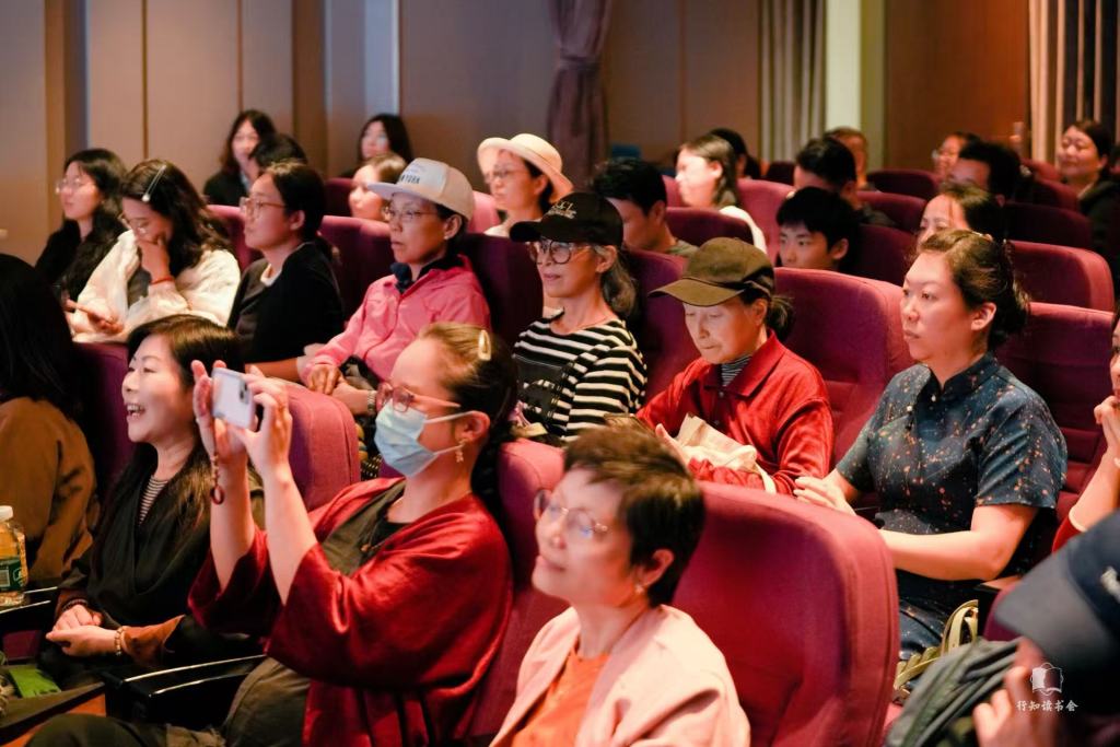 偏印:在线测算感情姻缘www.jixiangqiming.vip：-7年180场活动，行知读书会守住阅读的温度