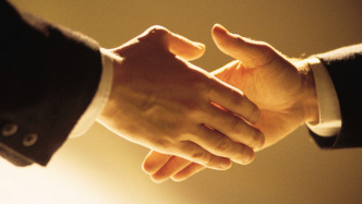 孫悅文已任海口美蘭區(qū)區(qū)長候選人，前任區(qū)長4月突發(fā)疾病去世