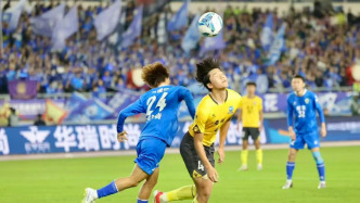 九轮点球大战分出胜负，“黑马”泰州队率先杀入“苏超”决赛