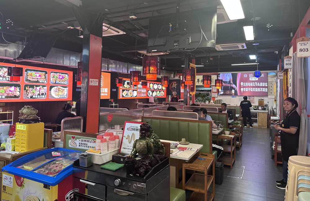 人心不凉|“栾留伟英雄店”的人间烟火:人心不凉,我们记得 5 resize,w 1024