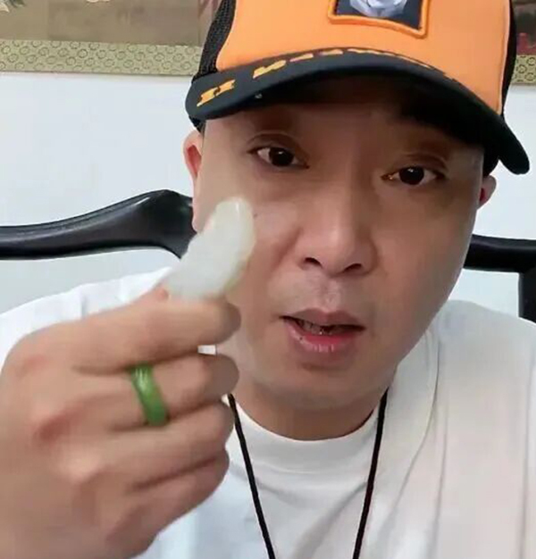 生肖龙破太岁危害:在线测算紫微斗数www.jixiangqiming.vip：-扫描“主播”｜“柴怼怼”的生意经：打假吸粉引流后售假，曾蓄意抹黑胖东玉石质量