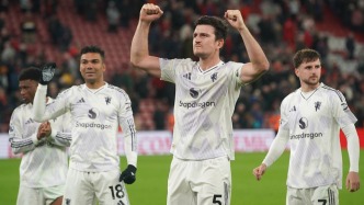 體壇聯(lián)播｜曼聯(lián)送利物浦4連敗，皇馬11打9小勝赫塔菲