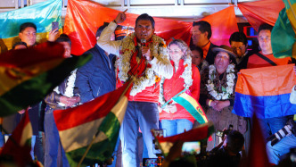 玻利維亞結(jié)束20年左翼政府，新總統(tǒng)尋求外國(guó)投資開發(fā)鋰礦