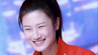 女子乒乓球“大滿貫”得主丁寧當(dāng)校長了