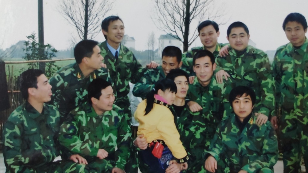 人心不涼｜一名獨生子退役軍人意外去世后，35位戰(zhàn)友幫他守護(hù)女兒