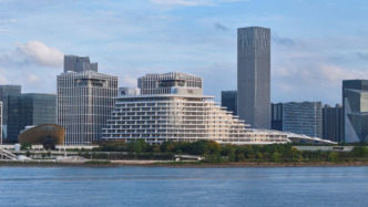 黃浦江邊“巨輪”啟航，這一次在上海前灘