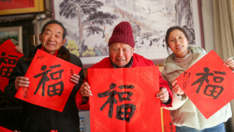 江蘇發(fā)布老齡事業(yè)發(fā)展報(bào)告：去年全省百歲老人達(dá)8811人