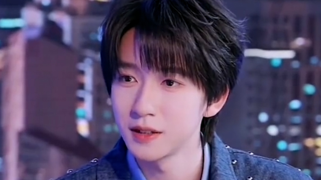 賀峻霖回應(yīng)跨專業(yè)保研至新聞與傳播專業(yè):出于興趣和求知欲