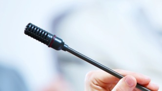 柳州警方通報(bào)：男子因糾紛砍傷鄰居一家后墜樓，致4死1傷