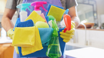 上海：用三年時(shí)間培育一批員工制家政企業(yè)，持有等級(jí)證書的超90%