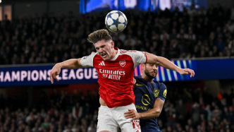 砰！砰！砰！砰！13分鐘4球，槍手掃射帶走比賽