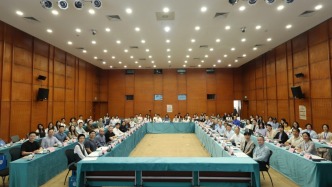 智媒賦能·學(xué)科共創(chuàng)：上海社會(huì)科學(xué)院新聞研究所成立40周年暨第十二屆“聞天論壇”