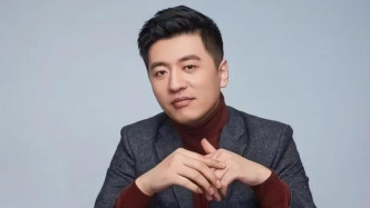 張雪峰多個(gè)平臺(tái)賬號(hào)可正常關(guān)注，現(xiàn)身直播間稱：“這一個(gè)月思考了很多事情，也經(jīng)歷了很多事情”