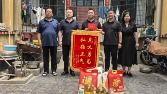 人心不涼｜“90后”河北貨車司機呂鴻彬在高速上救下遇車禍3人，河南有關(guān)方面跨越數(shù)百里來表彰他